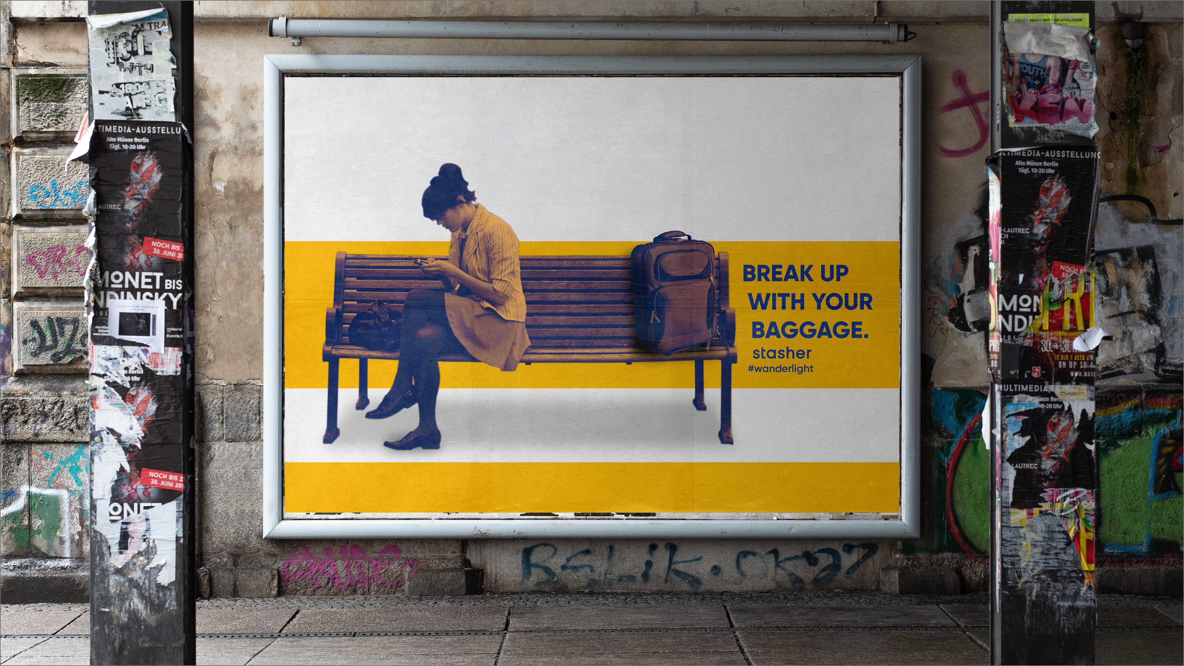 Free-Urban-Road-Label-Mockup@2x